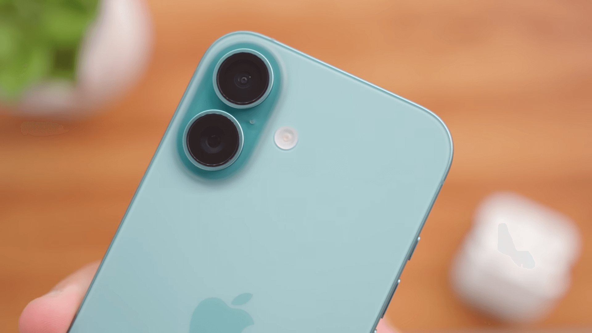 iPhone 16 camera samples showcasing dynamic range